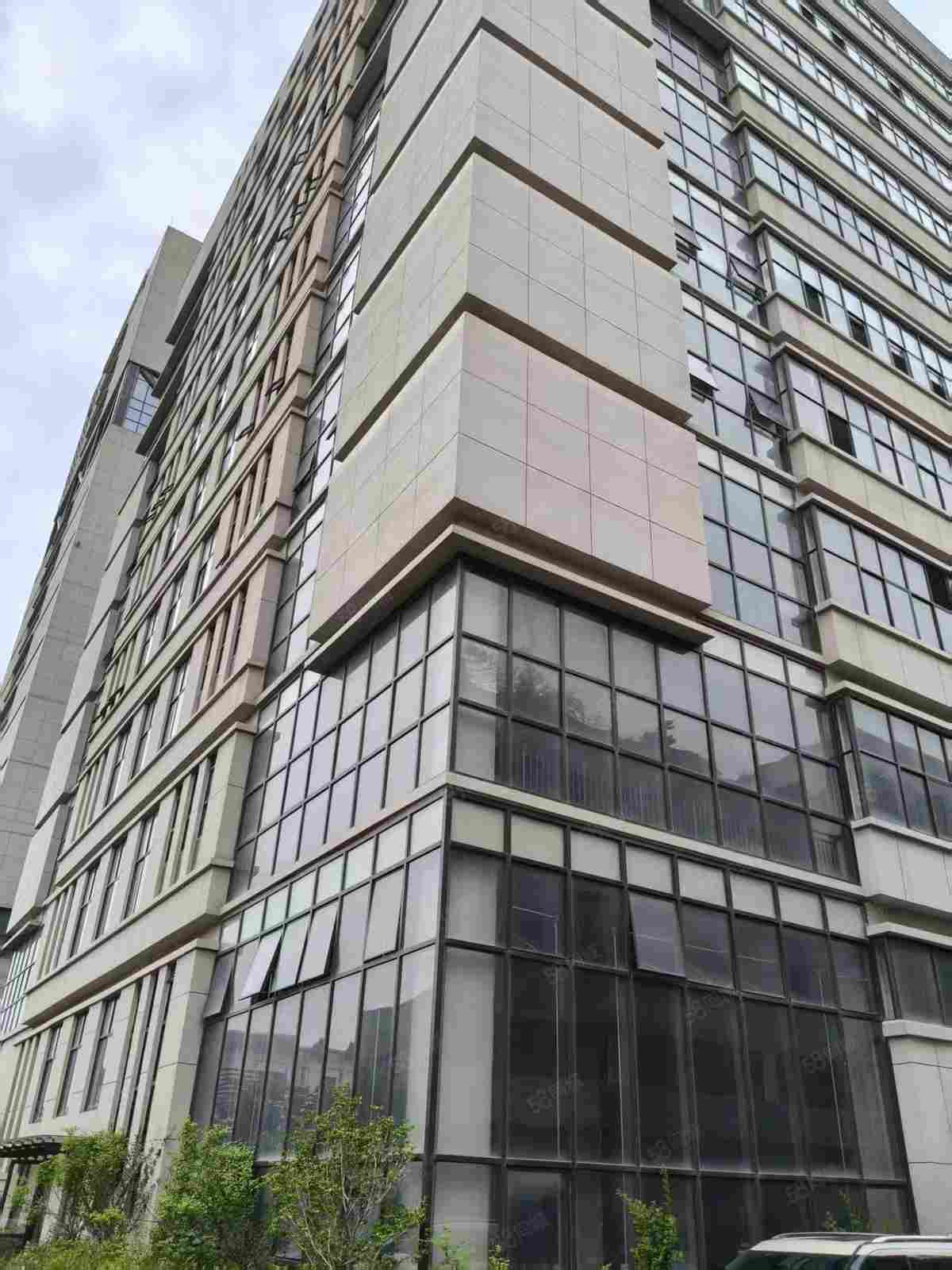 厂房实景