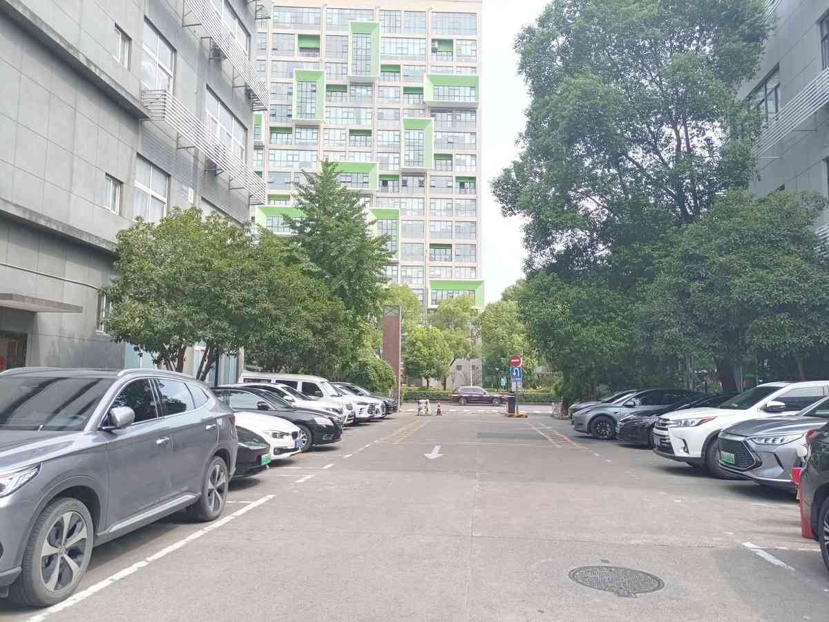 厂房实景