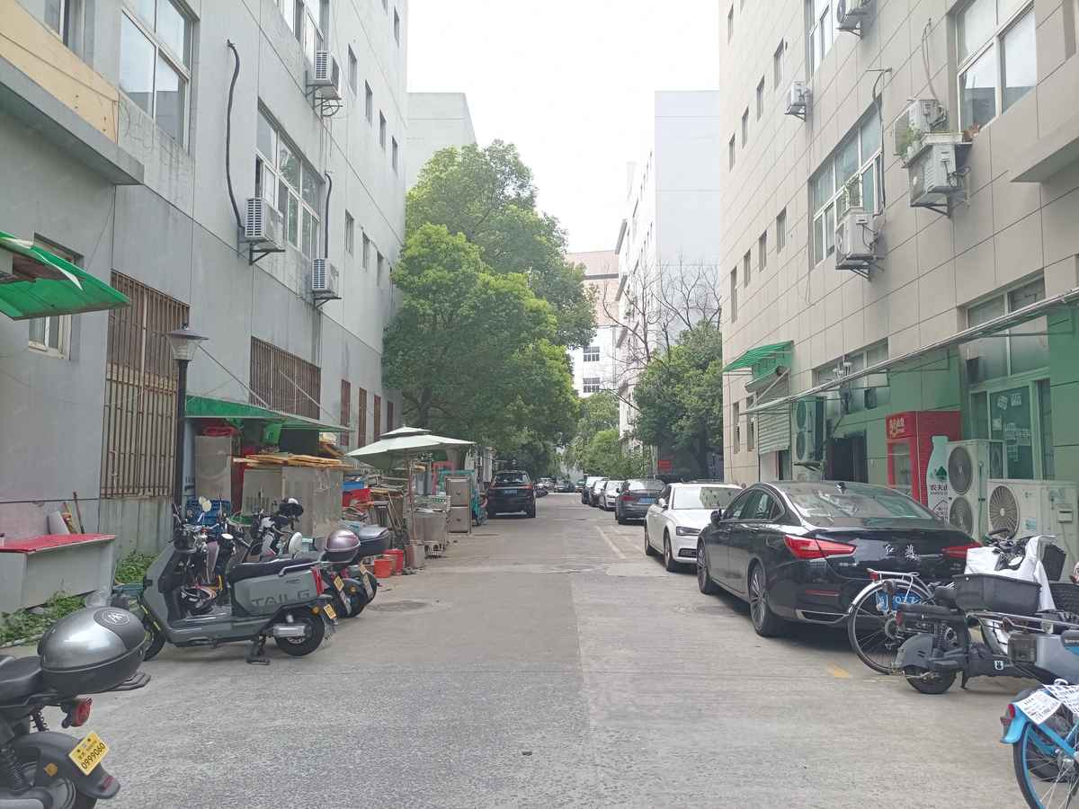 厂房实景