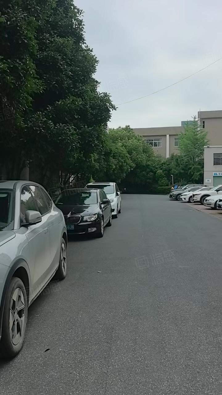 杭州房东直租 未来科技城厂房直租 出行便利余杭920平厂房出租多层轨交