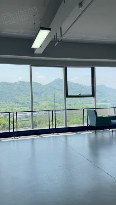 三面采光办公厂房出租单层，杭州送3个月租金山业的路景落地窗492方