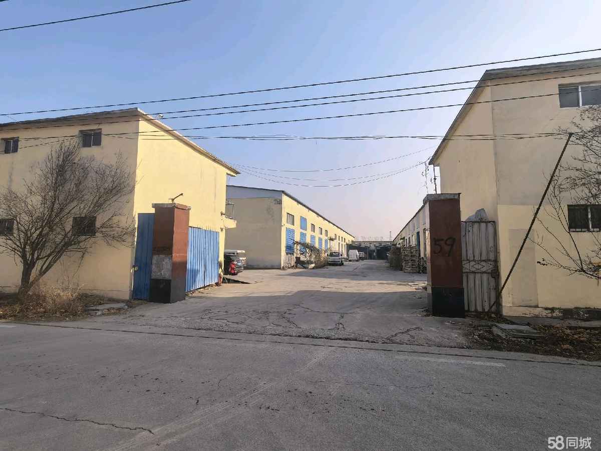 济南历城华山付家村厂房历城华山厂房仓库土地车位2600平厂房出租多层通勤便利