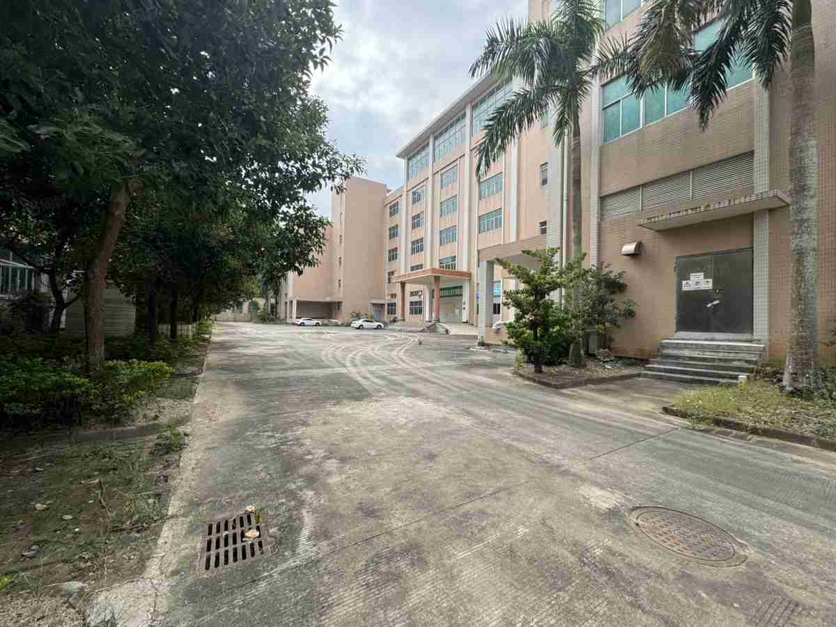 可分租厂房出租单层可注册，珠海金湾红旗镇红旗联港产业区5层20000平米厂房