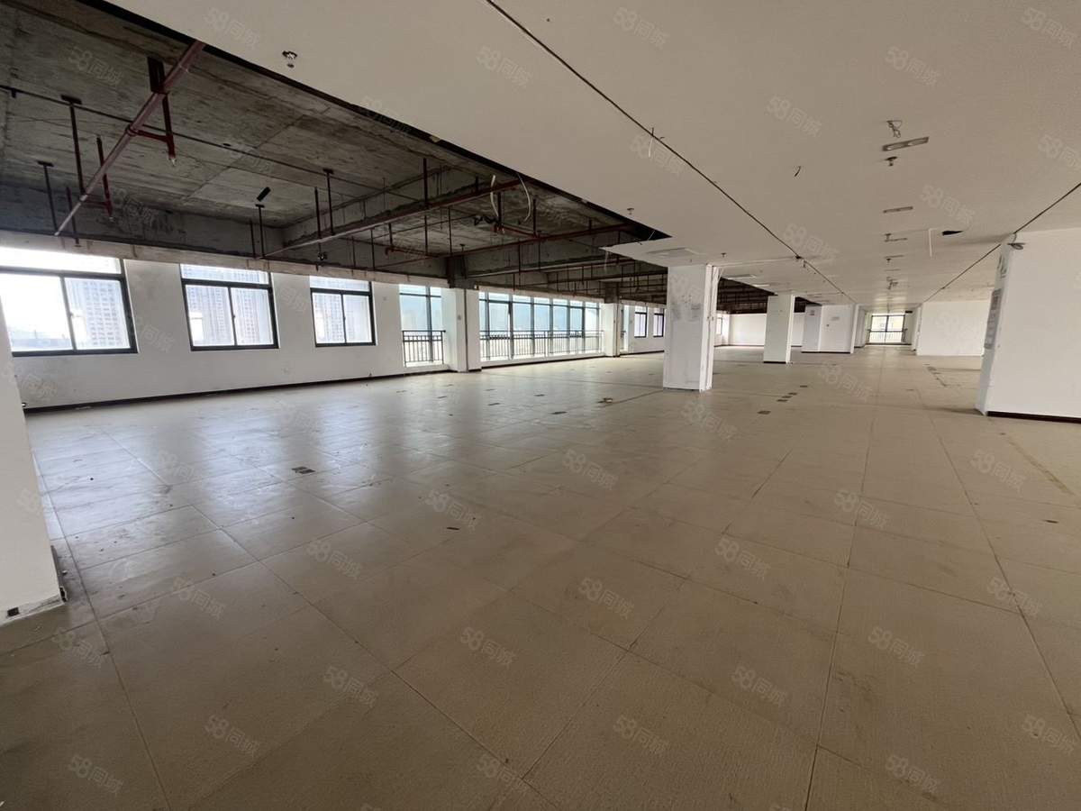 福州闽侯厂房10元起，可分割1200平厂房出租单层通勤便利，挂车大车可方便进出