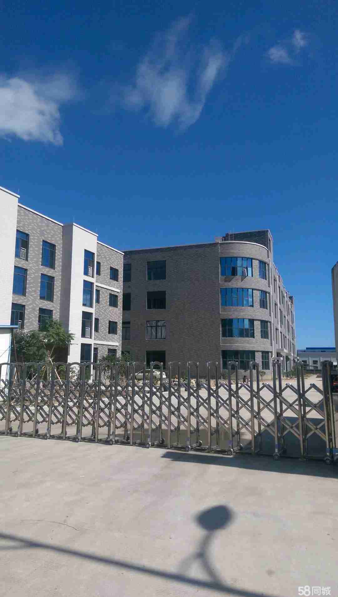 福州个人厂房，配套办公楼，宿舍，价格便3600平厂房出租标准厂房多层，通勤便利