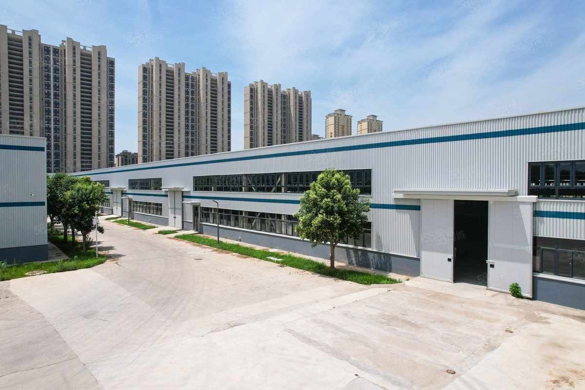 西安泾渭新城核心地带- 国企开发有保障 灵活分割20000平厂房出租单层通勤便利