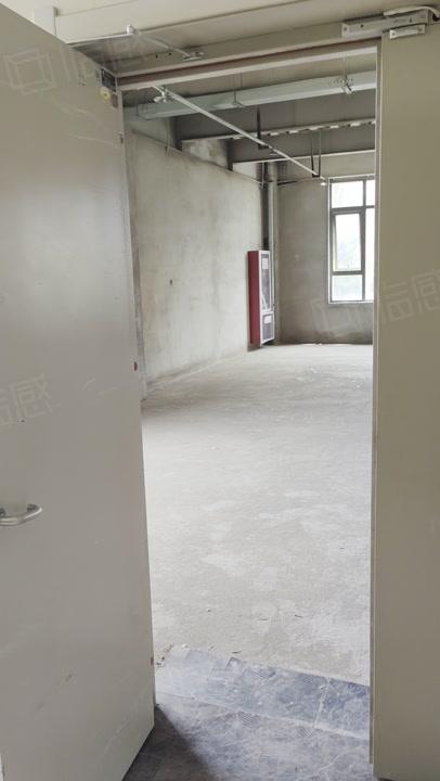 西安有证厂房直租，可大可小，每层21820490平厂房出租多层号线，自由分割