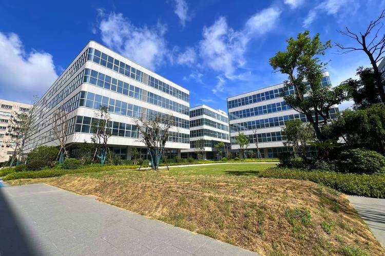 上海闵行七宝镇 联创科技园厂房出租，交通便利 配套完善 即刻入驻