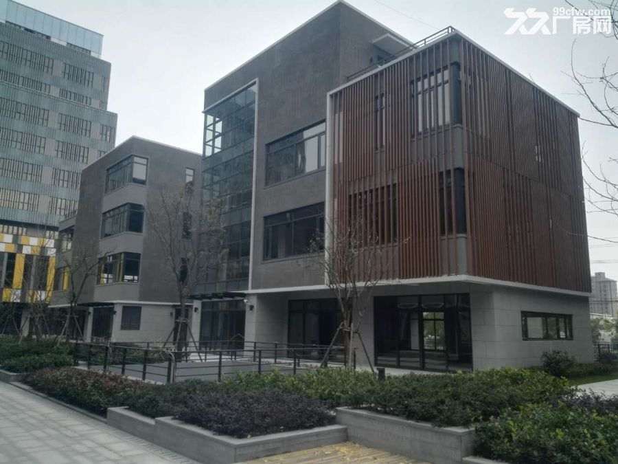 上海闵行华漕镇 华漕国际商务区招商进行中，办公楼出租，面积灵活可议