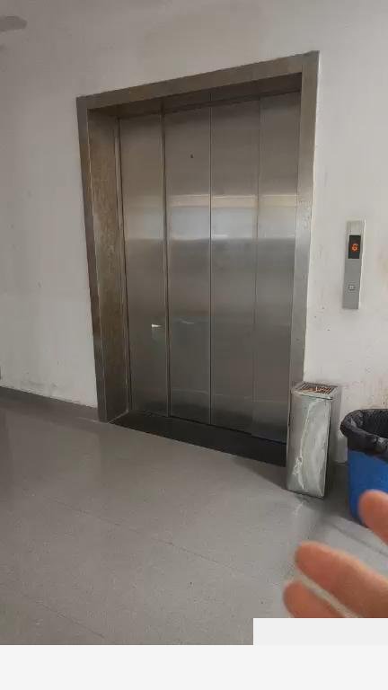 【推荐】长沙房东急租岳麓区梅溪湖精装531平厂房适合生产厂房出租标准厂房单层