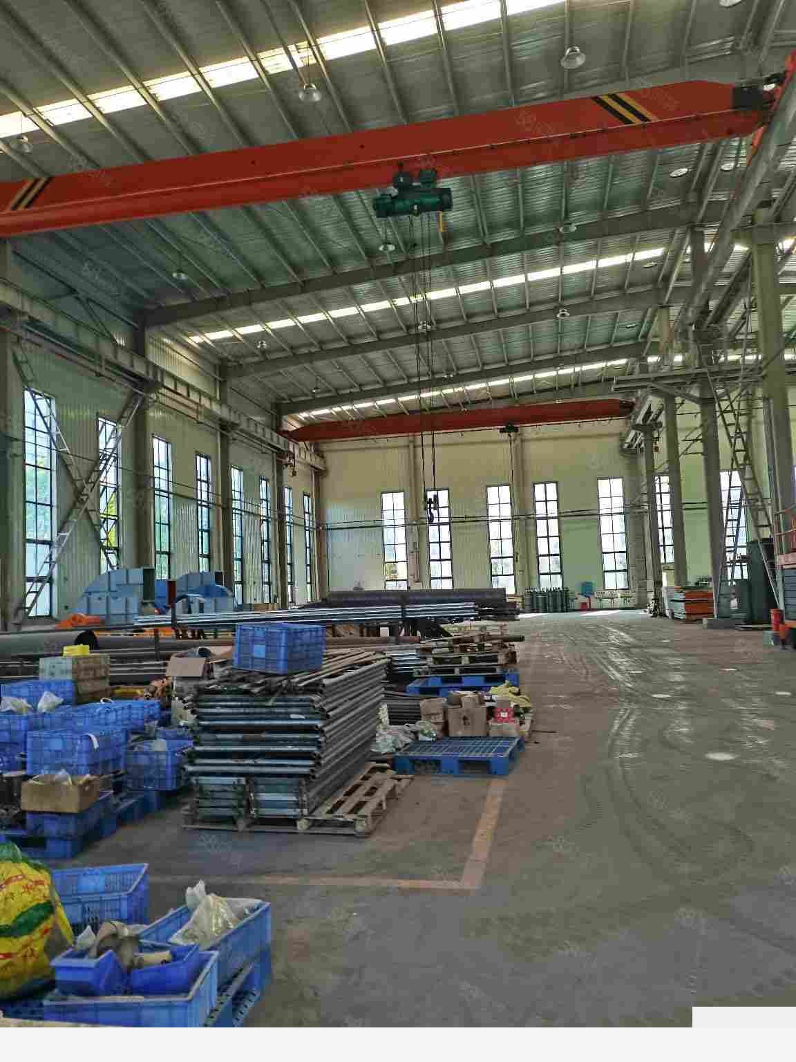 长沙独栋钢结构厂房面积2500平，金钢厂房出租单层，行车十吨