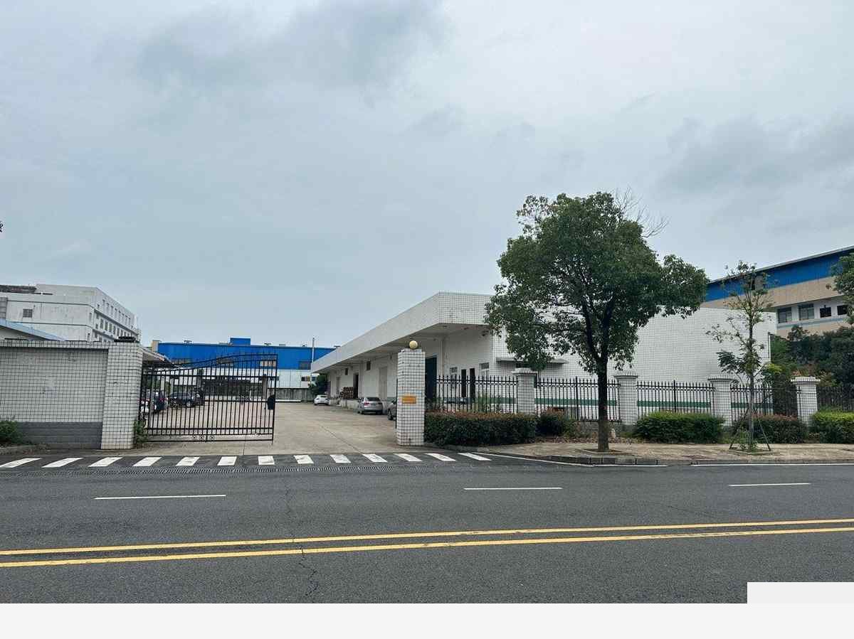 【优质】长沙县黄花镇制造园独门独院5500平厂房90005518平厂房出租单层