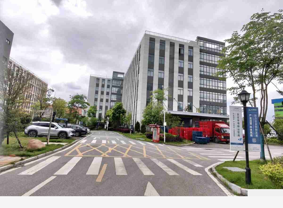 无中介费开福开600平厂房出租独栋，长沙捡漏！ 标准厂房11元m²月