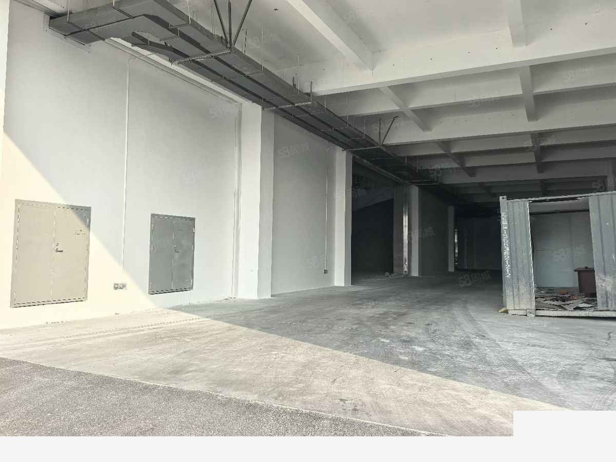 【推荐】青岛科技大学南门丙类厂房黄岛辛安厂房仓库土地车位5000平厂房出租单层