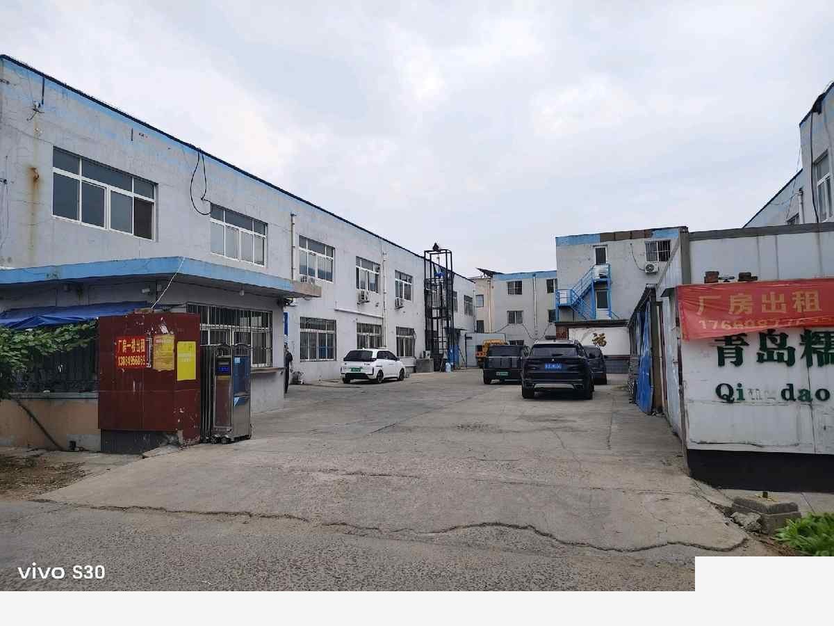 青岛个人直租，自己厂房，，带冷库。城阳流300平厂房出租单层通勤便利，精装修