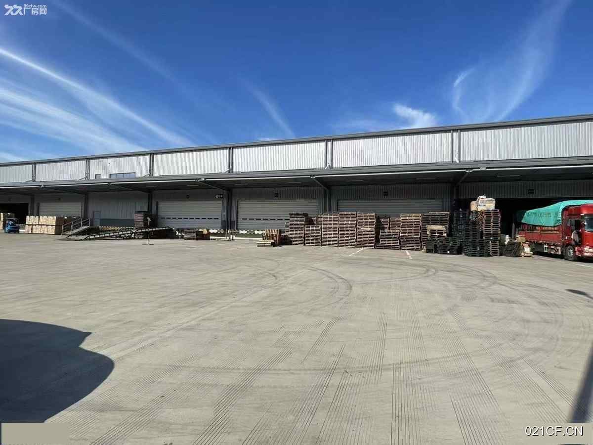 上海嘉定安亭双边平台卸货消防丙二类17000㎡高平台出行便利厂房出租