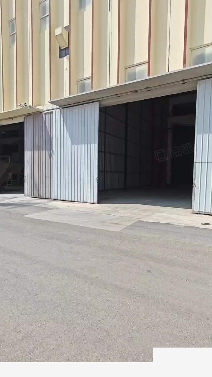 【推荐】青岛一楼标准车间 881平 14米高带行车 无中厂房出租单层可架行车