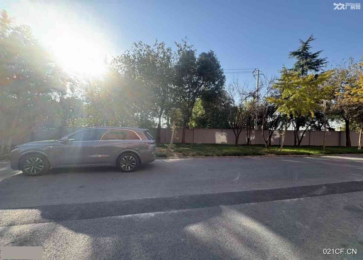 【推荐】上海松江车墩：南翔 配独立卫生间 配有宿450㎡标准厂房可环评可注册仓库出租
