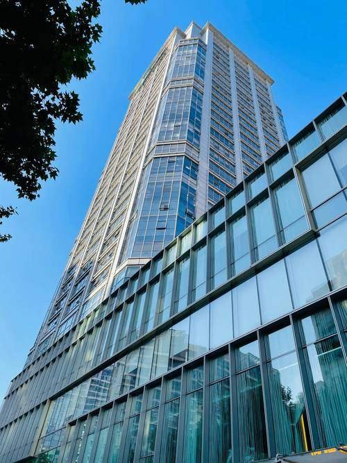 【稀缺】上海上海嘉定安亭镇 保利大厦办公楼出租厂房出租，地铁直达
