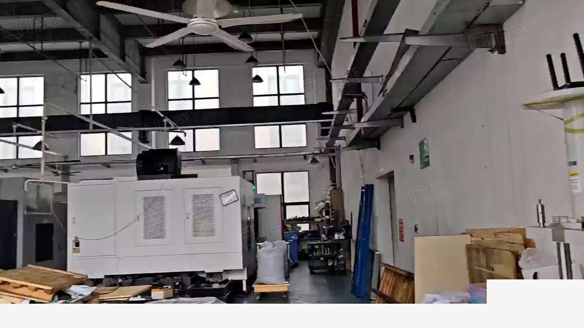 上海松江区小昆山工业区小昆山单层 地块 房东直租 精（上海）厂房出租：配套完善