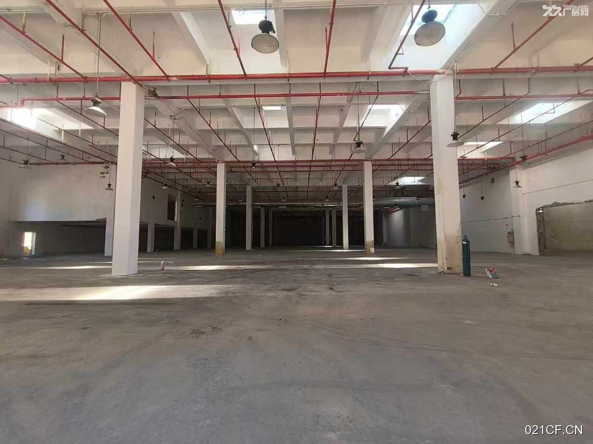 广州广州萝岗开发西区黄埔区元起一平方工业标准厂房双层大车进出厂房出租，配套完善