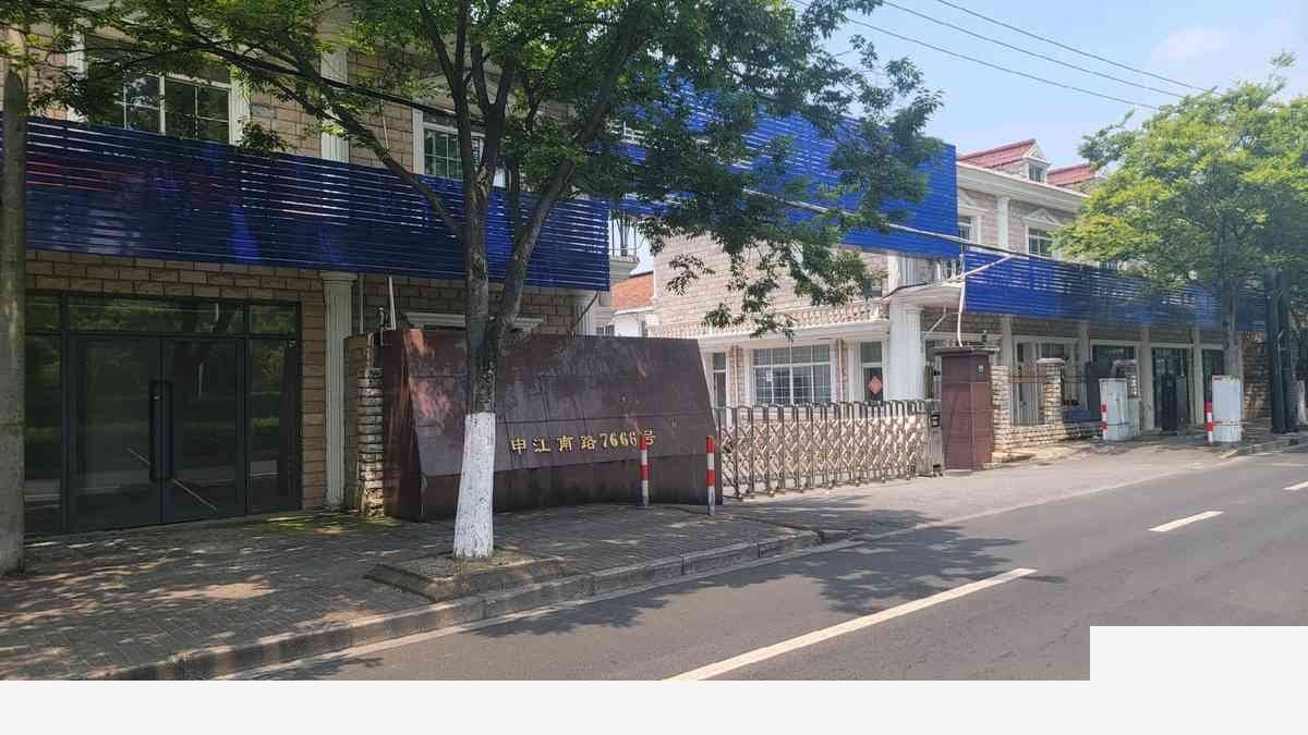 【稀缺】上海上海浦东高速路房东直租 ，独立院落，整体厂房，超大面积厂房出租，区位优势明显