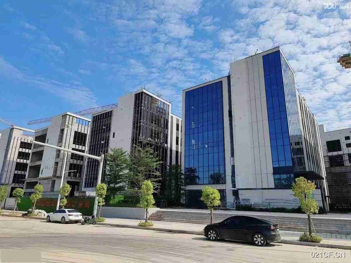广州广州增城中新独栋单层年红本产权地铁厂房出售：地铁直达