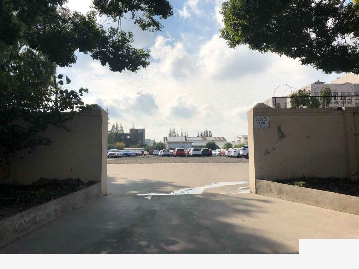 上海个人直租闵行联曹路梅陇停面积亩靠近龙吴路虹梅高架（上海）厂房出租：配套完善