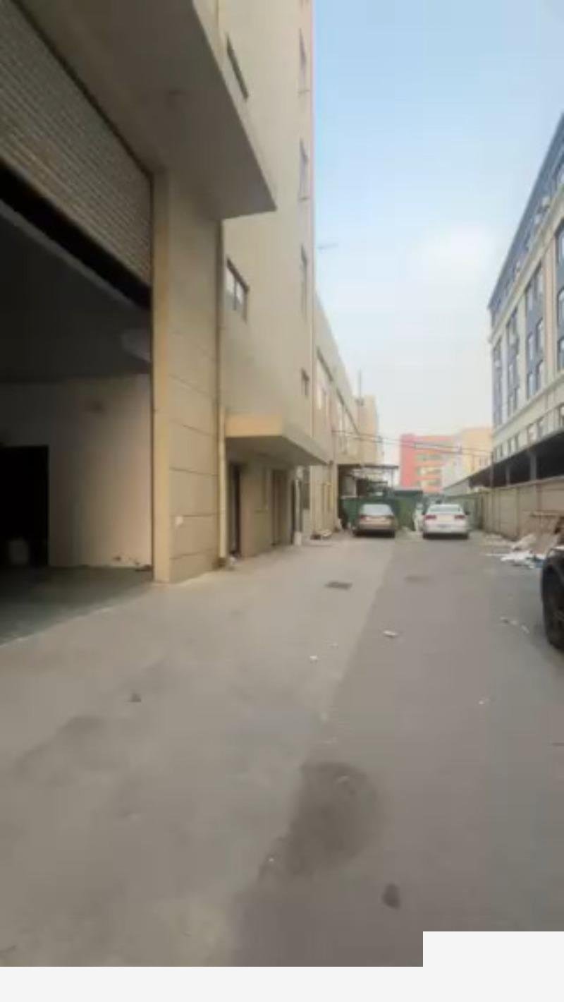 【稀缺】上海上海松江龙高路一楼和五楼厂房多平米，房东直租无物业费厂房出租，区位优势明显