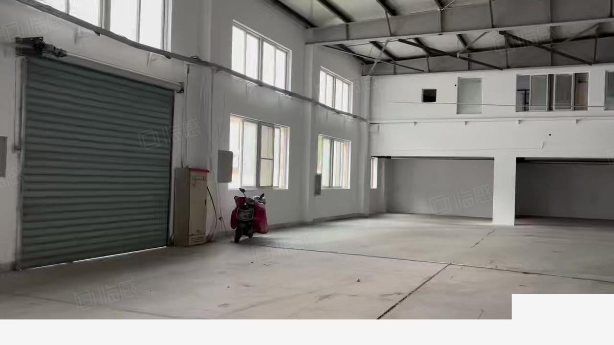 【重点】江北上海松江北九亭一楼可分割 场地大 可仓储厂房出租，可灵活分割