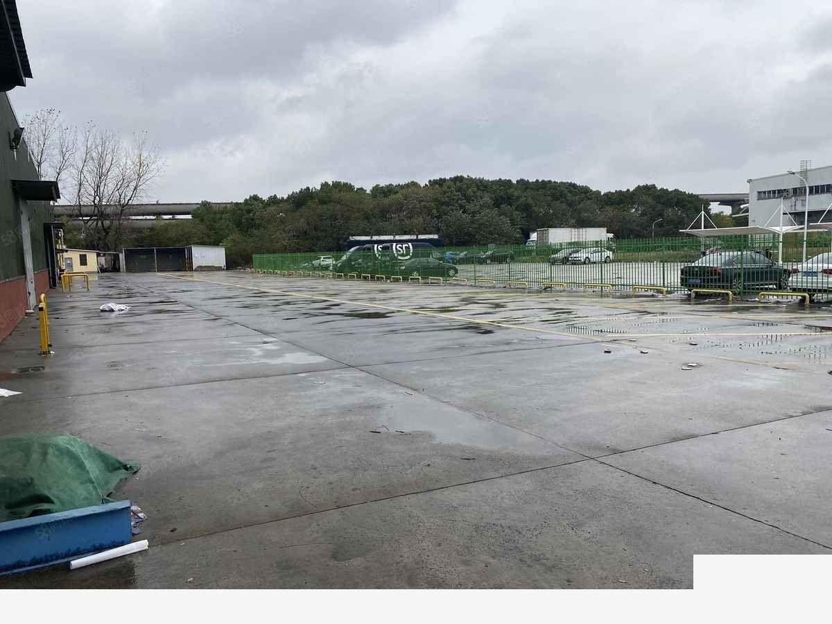 【重点】上海上海S高速出口单层厂房仓库 配套场地厂房出租，优质产业载体