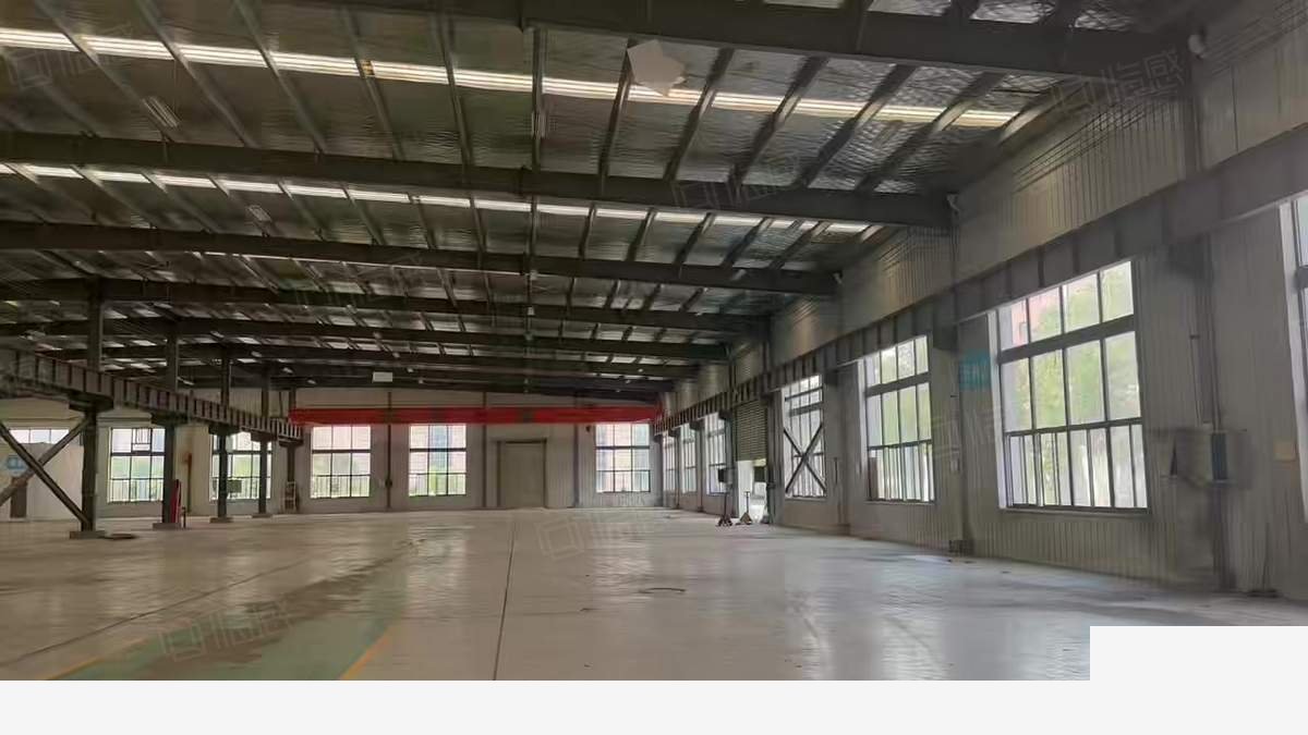 上海上海青浦工业区重固原房东房仓库 起分带厂房出租：区位优势明显