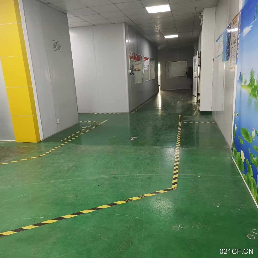 新区深圳龙华新区大浪龙华科技园龙华科技园精装修标准厂房多层大车进出厂房出租：区位优势明显