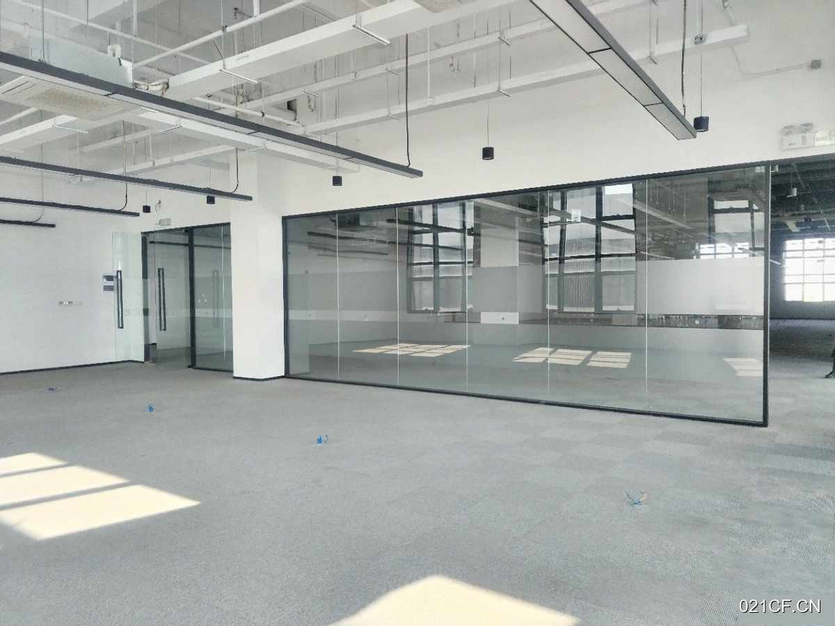 【重点】深圳深圳龙岗横岗独门独院地铁厂房出售，地铁直达