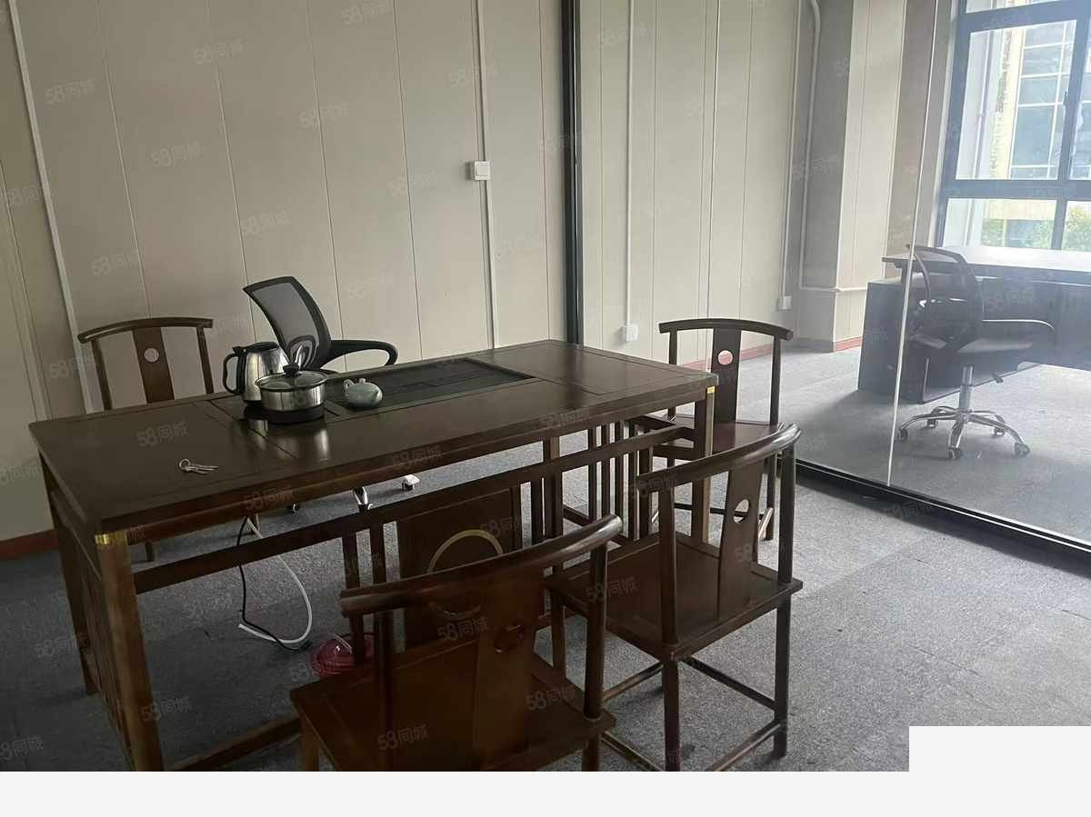 上海松江洞泾.元厂房带装修可办公仓库大车厂房出租（上海），配套完善