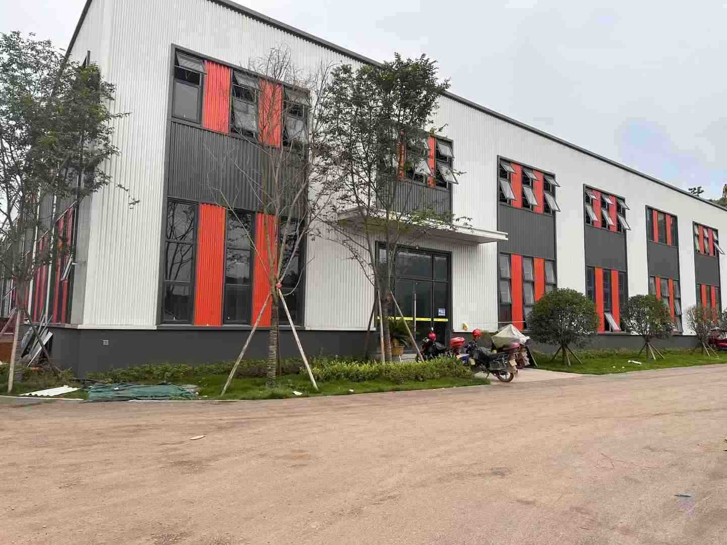 【重点】广州白云a全新高标准厂房，千方起租，电费便宜，租金厂房出租，优质产业载体