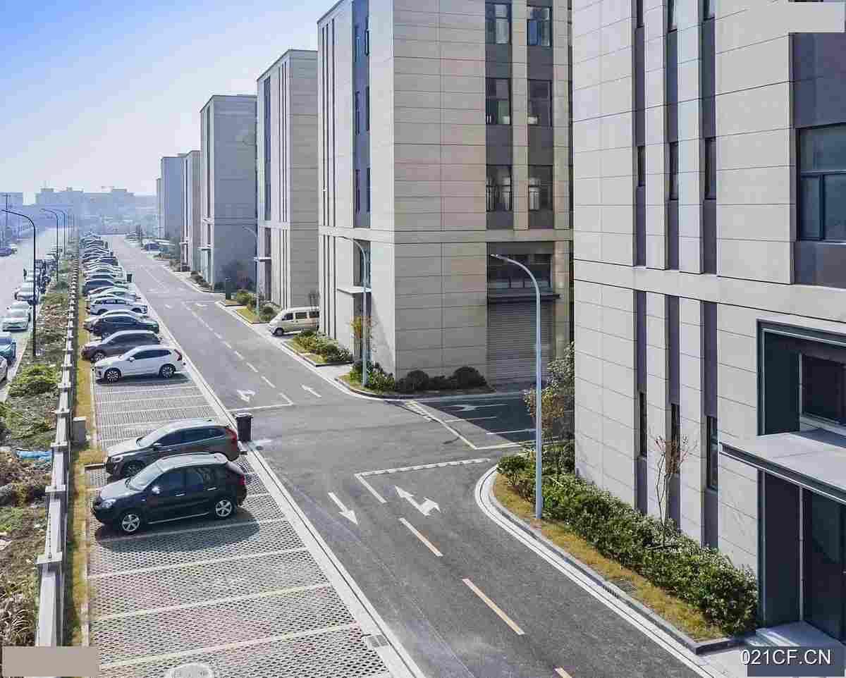 无锡锡山锡北几处独门独院位置好集体国土都10000㎡独栋单层厂房出售：区位优势明显