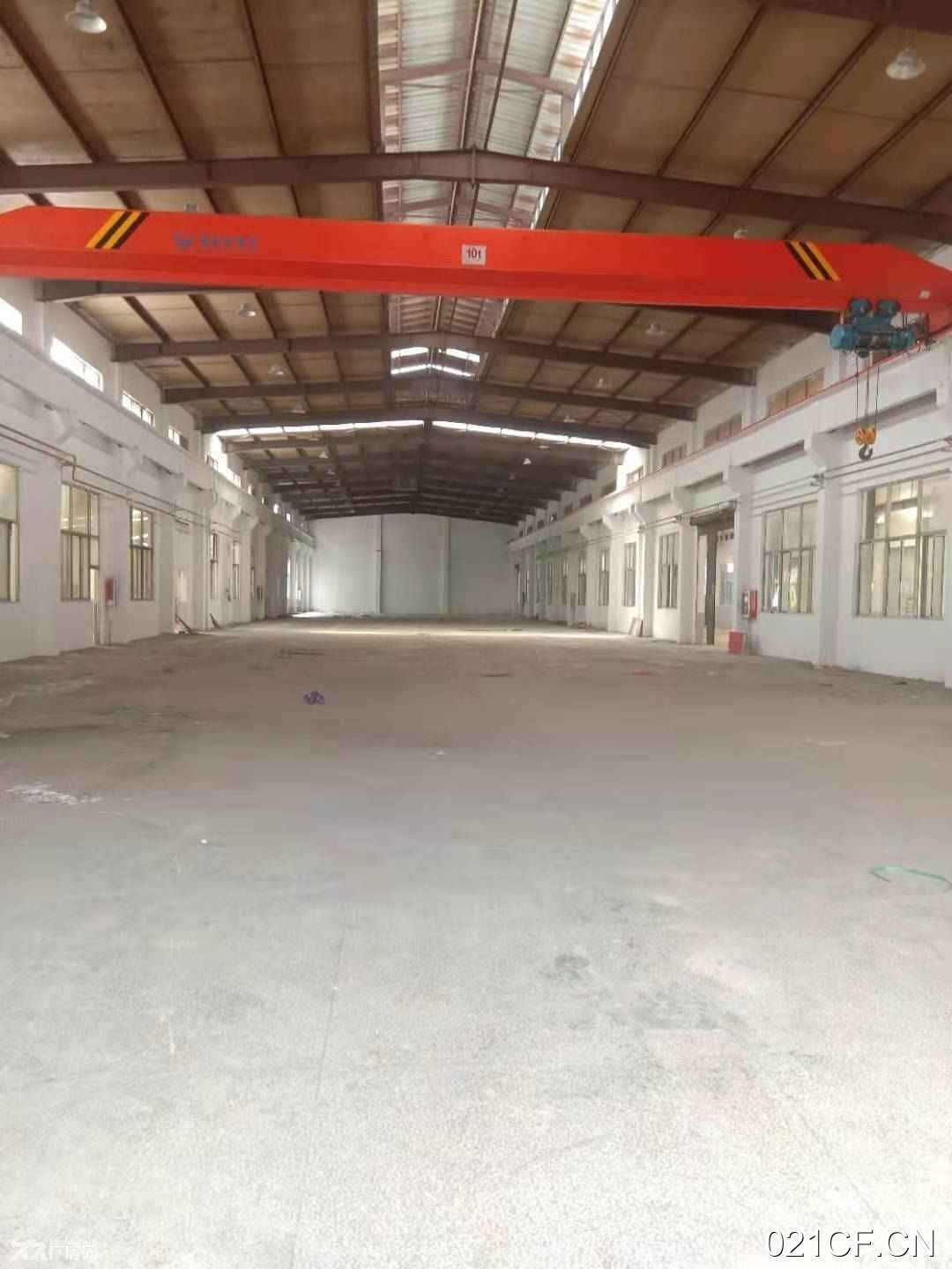 无锡锡山锡北张泾一楼300㎡标准厂房可架行车可分租厂房出租：区位优势明显