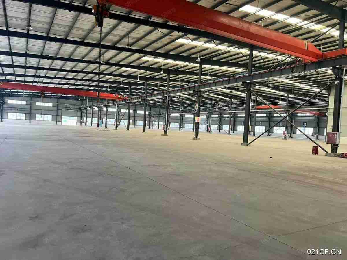 【重点】工业园成都温江金马工业园工业园有航车2000㎡层高8米单层厂房层厂房出租，首层8米层高