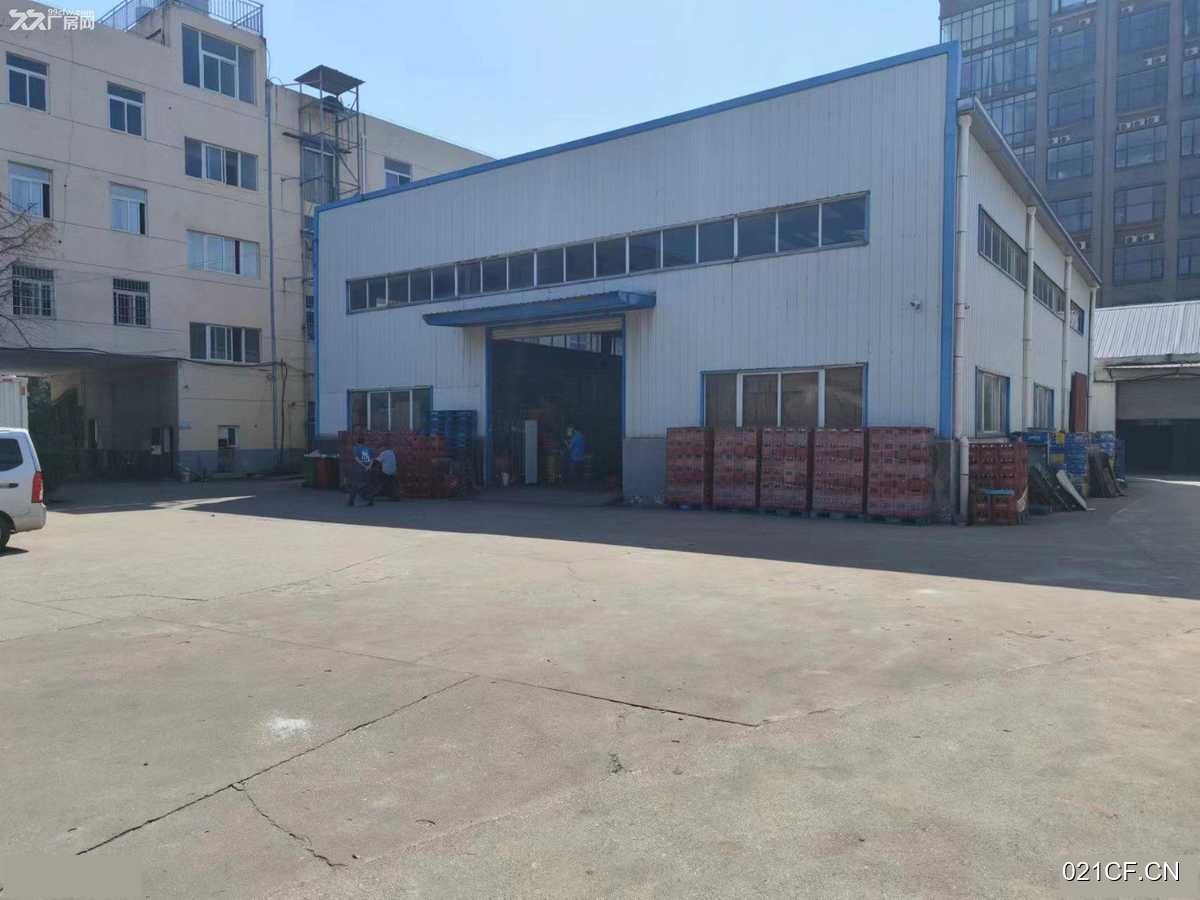 武汉黄陂横店独栋钢构一楼配套齐全进出便利600㎡单层多层厂房出租，配套成熟
