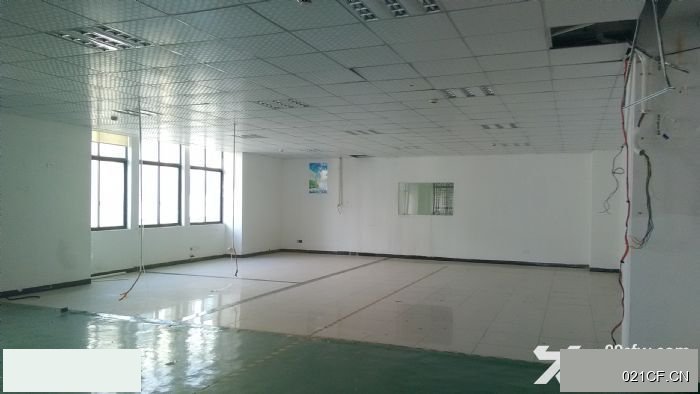 长沙望城晟通城园区出租黄金创业园园区黄金创业园孵化器1000㎡标准厂房多层大车进出厂房出租，配套完善