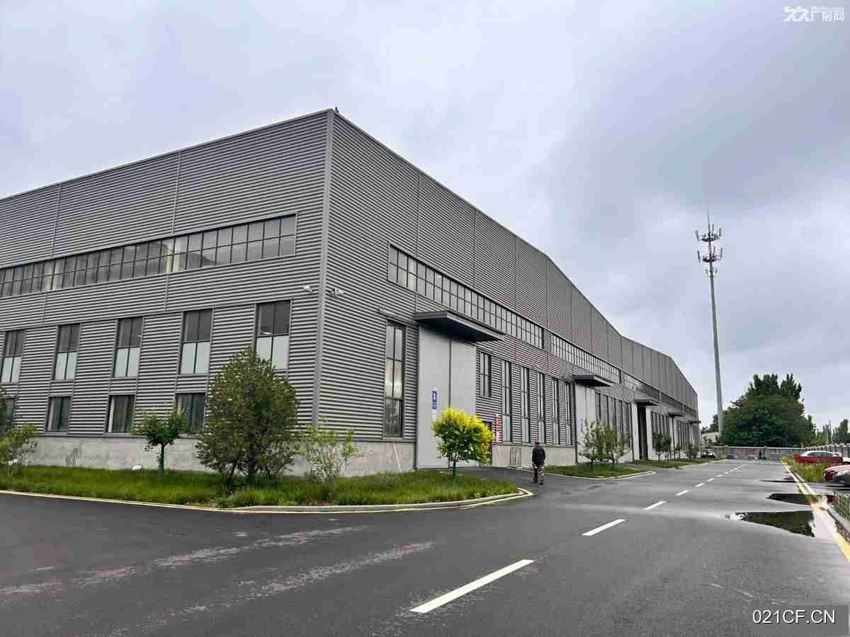 章丘济南市市章丘区枣园街道龙跃街2866（重汽轻卡对面）区位优选｜枣园大型 配套齐全5600㎡标准厂厂房出租