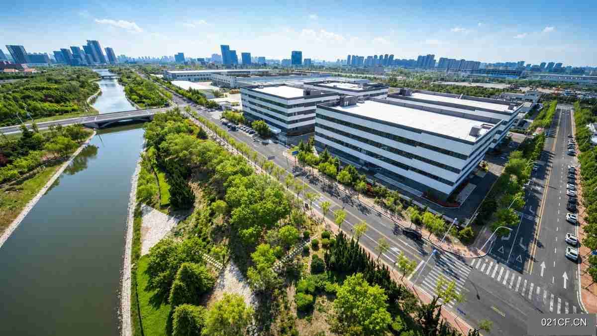 青岛城阳高新区英泰智慧产业园英泰智慧产业园 高标准7938㎡标准厂房单层全新厂房出租｜高新区，优质产