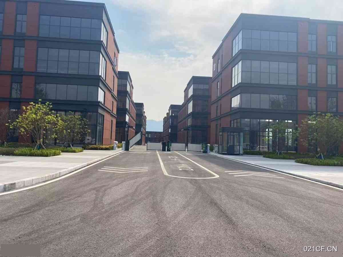 重庆北碚歇马科学城现房 即买即用 层高8标准厂房多层大车进出厂房出租：现房即买即用
