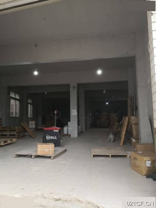 重庆南岸鸡冠石米450㎡独门独院单层大车进出厂房出租：区位优势明显