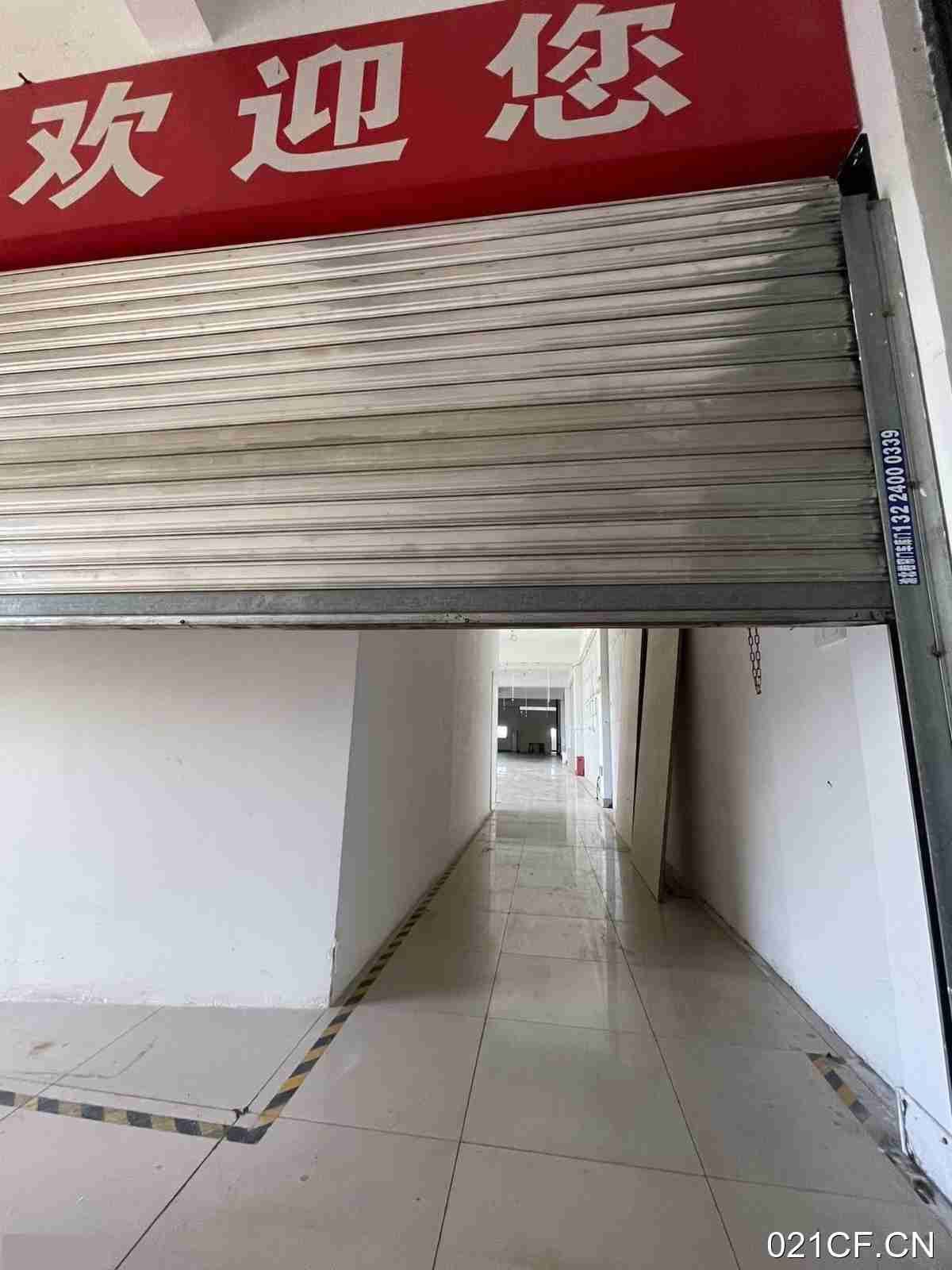 重庆渝北回兴两港大道两港大道208号三楼420㎡标准厂房多层大车进出厂房出租，配套完善