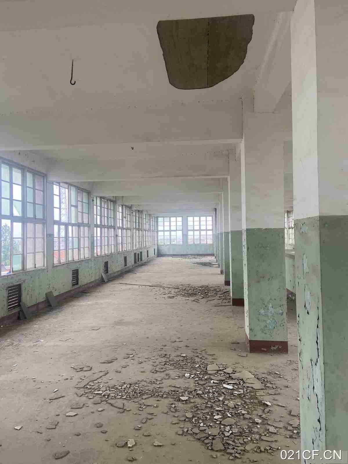 武汉黄陂祁家湾工业面积 服装加工物流仓储1358㎡独门独院多层大车进出仓库出租厂房出租：区位优势明显