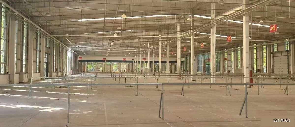 保定高碑店高速南口附近高速口附近标准8000㎡标准厂房可分租厂房出租｜，紧邻高速