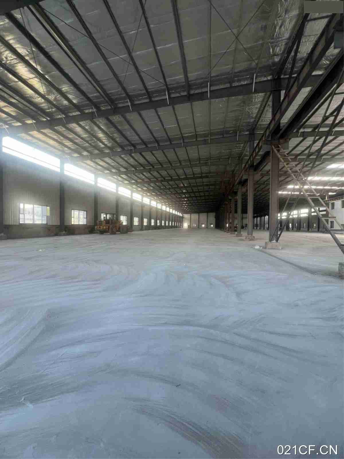 工业园沈阳于洪区五金工业园洪区五金工业园重型新建独立55000㎡标准厂房单层全新厂房出租，配套完善