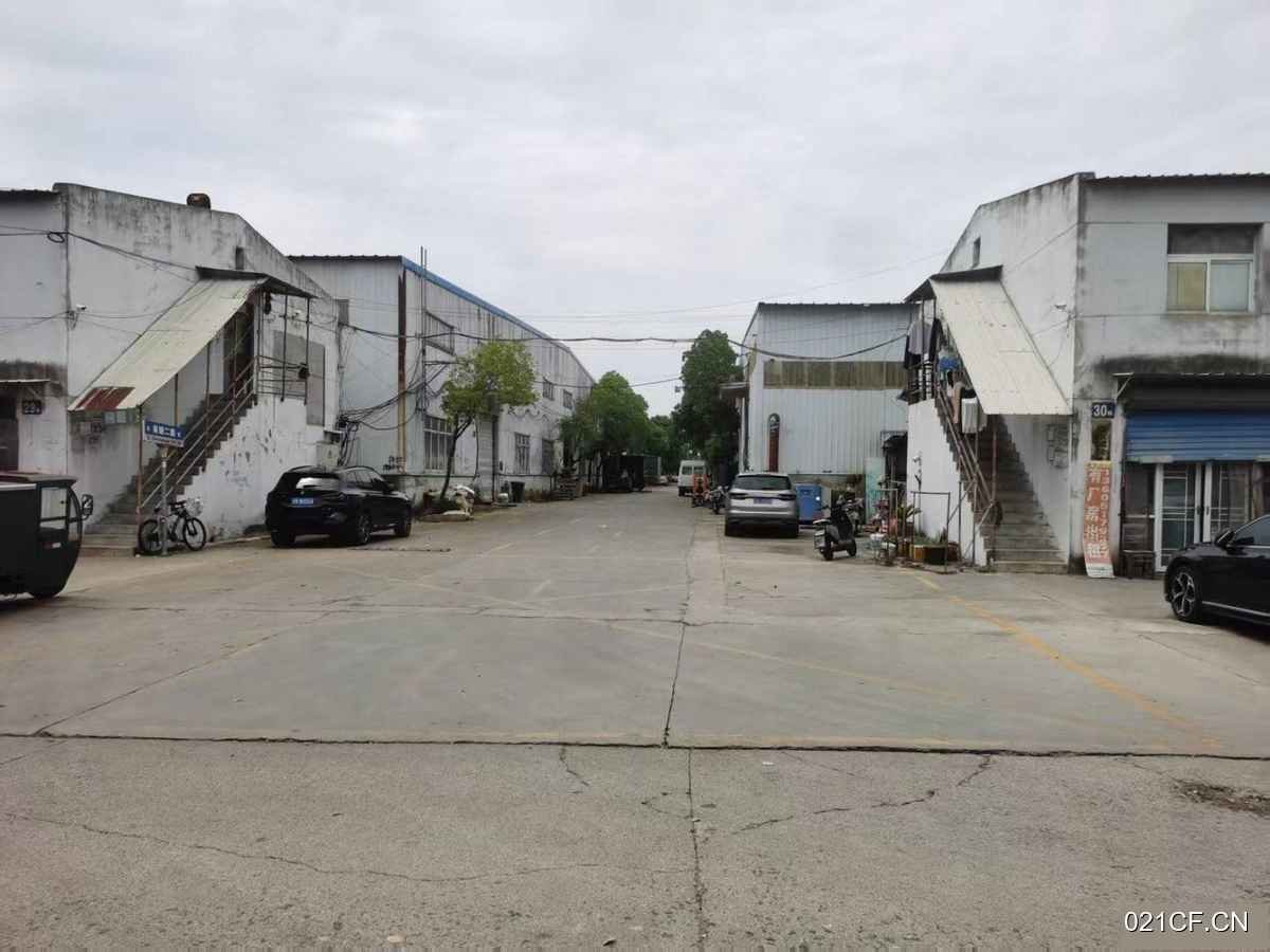 南京浦口盘城京区盘城街区街道新华社区解放军农场里850㎡可分租层高10米仓库出租厂房出租，首层10米